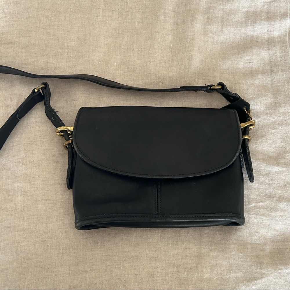 90s Vintage Coach Equestrian Small Flap Bag Style no 9801 Black